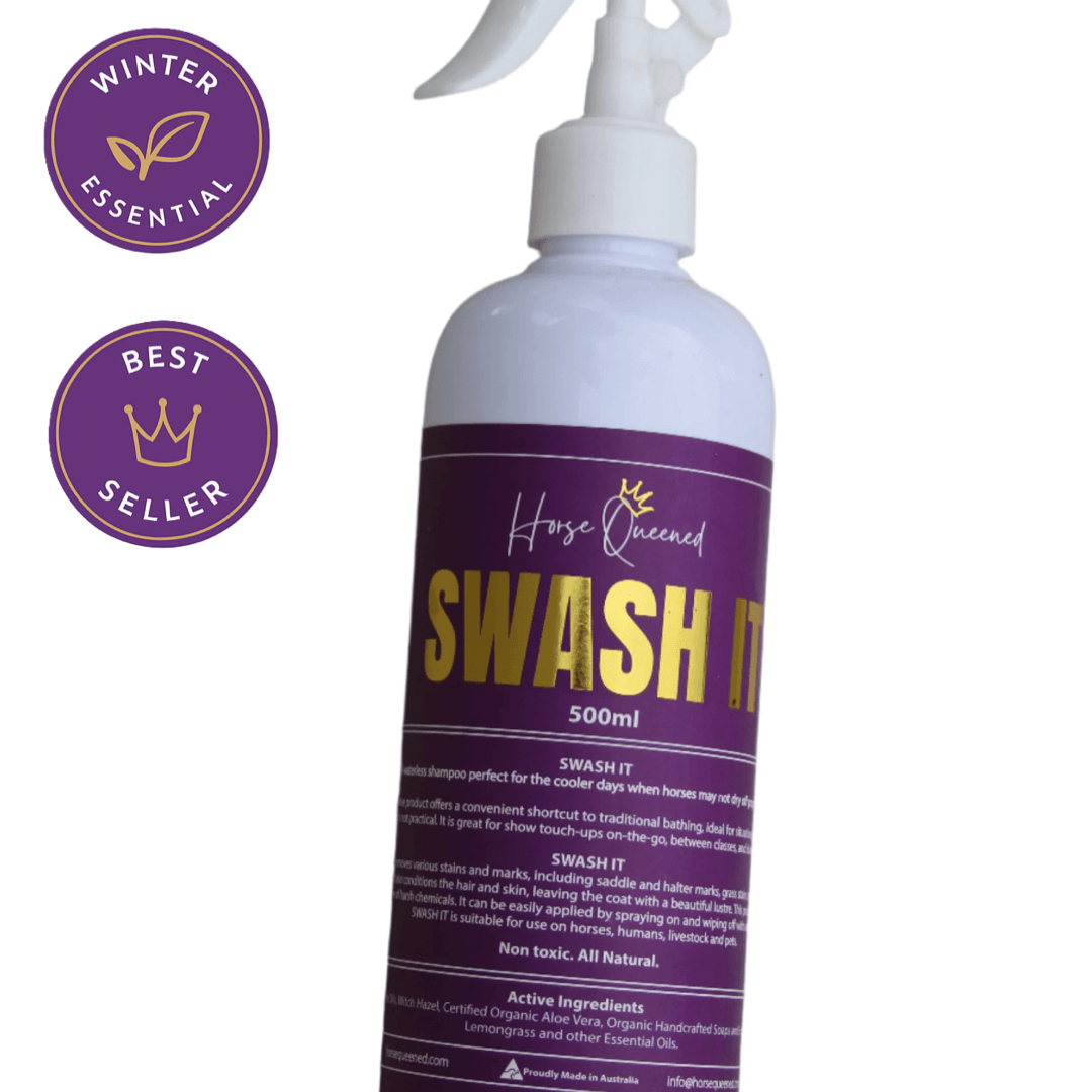 horse being cleaned with waterless shampoo Swash It
